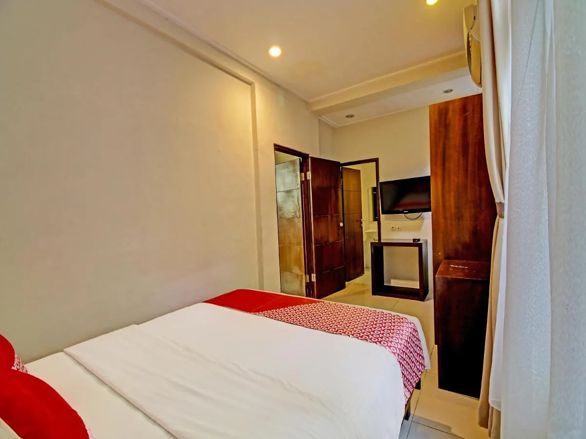 סמיניאק Collection O 91300 Sunny Side Villa בית הארחה